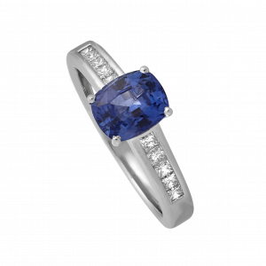 Bague saphir coussin et diamants princesses