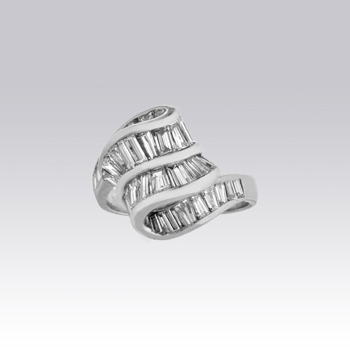 Bague volutes diamants baguettes Gerphagnon