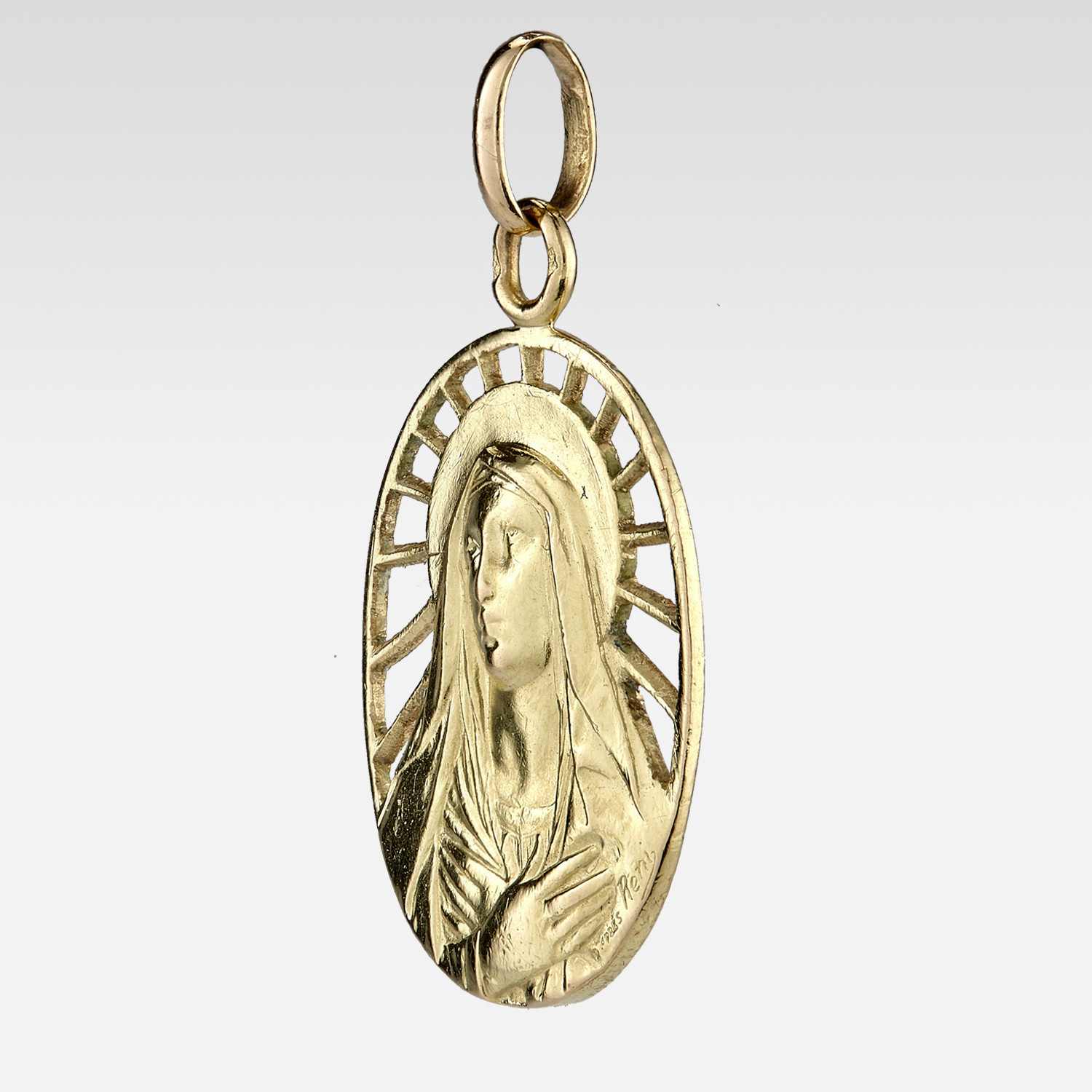 Médaille ovale ajourée "Vierge les mains croisées" Gerphagnon