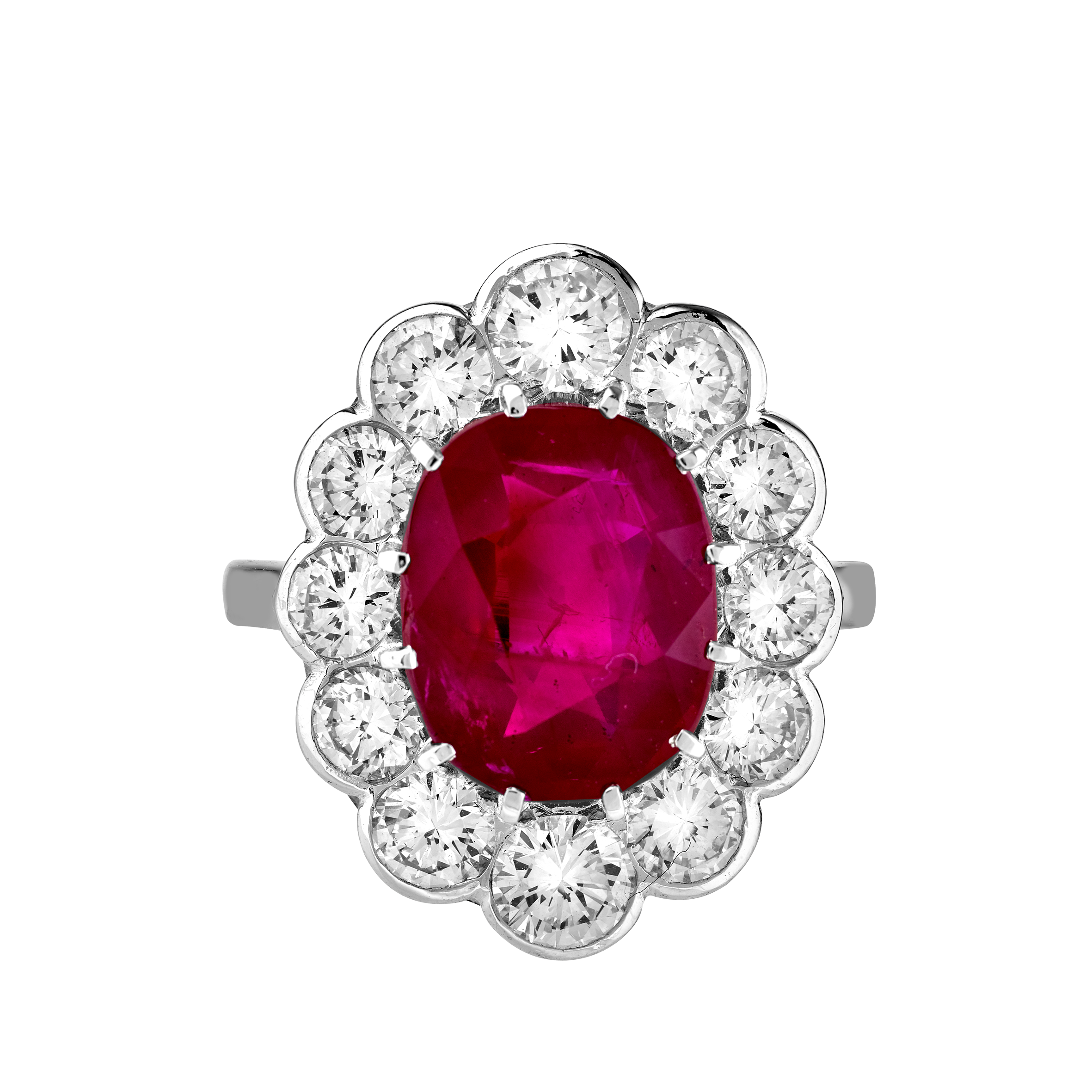 Bague entourage rubis birman et diamants Gerphagnon