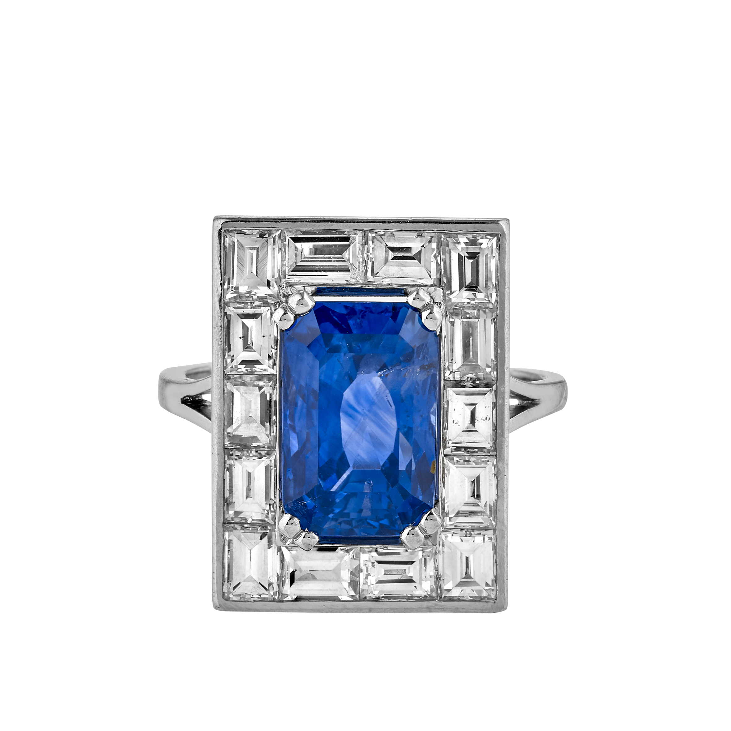 Bague saphir Ceylan naturel non chauffé de 5,20 carats et diamants baguettes vers 1950 Gerphagnon