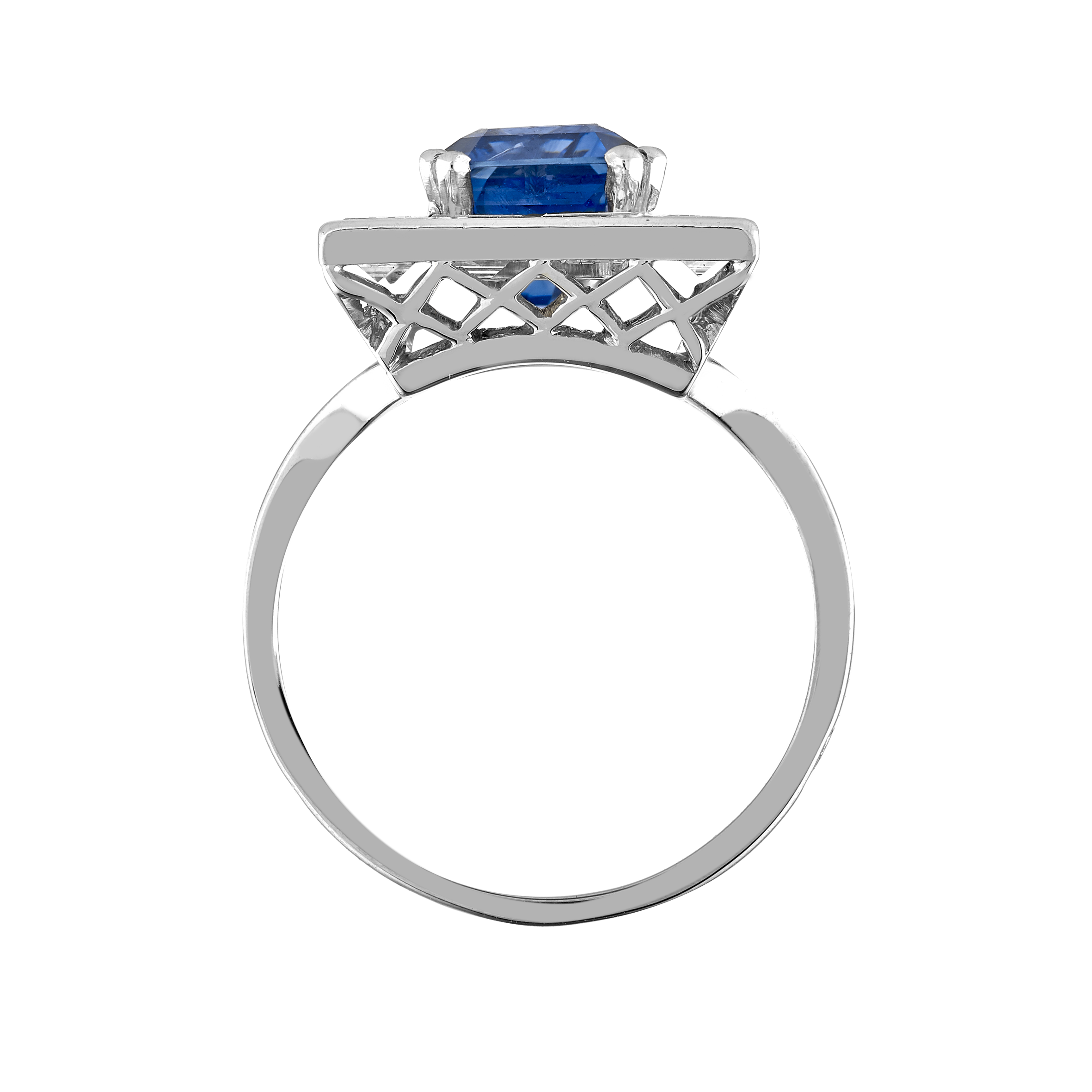 Bague saphir Ceylan naturel non chauffé de 5,20 carats et diamants baguettes vers 1950 Gerphagnon
