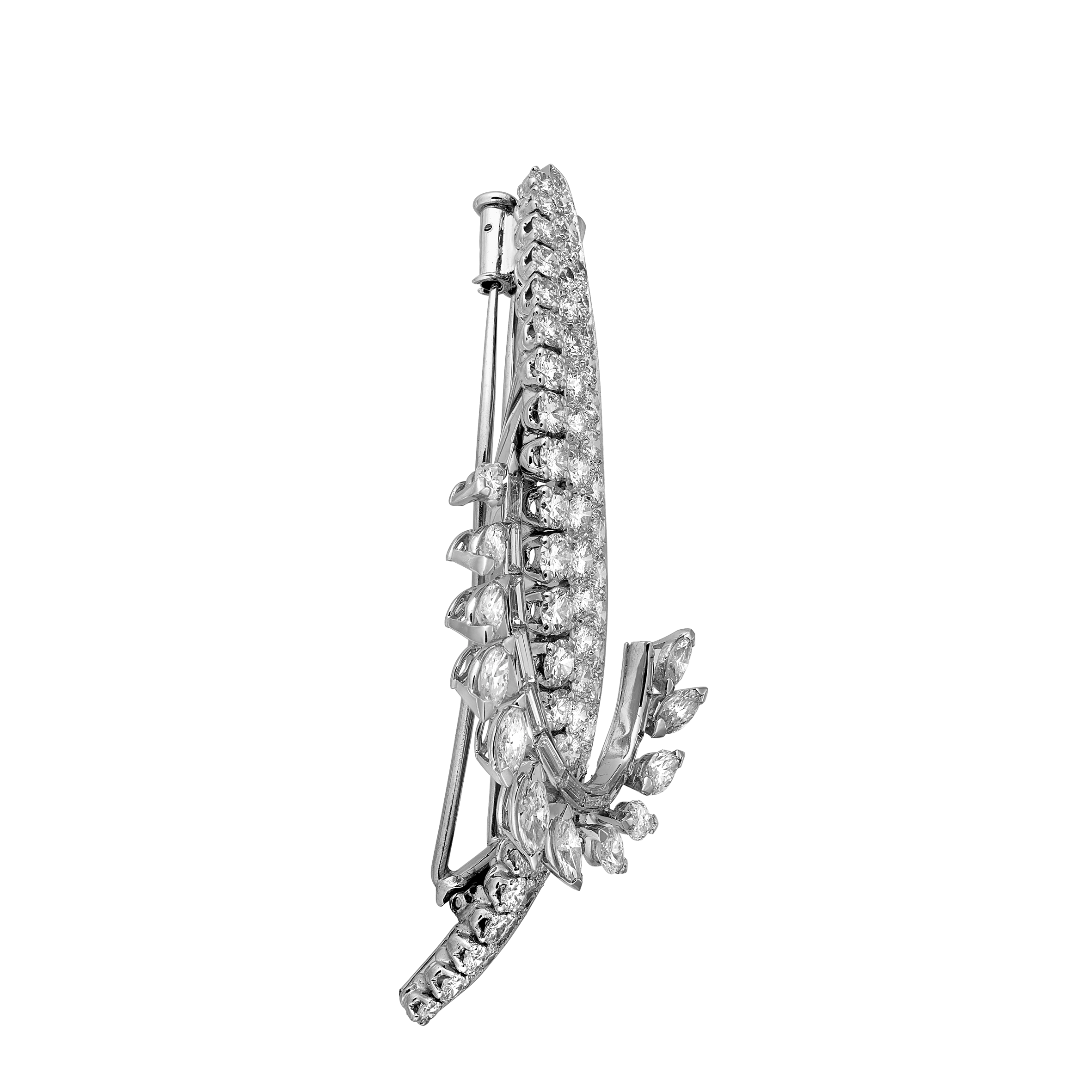 Broche platine diamants 5,60 carats vers 1950 Gerphagnon