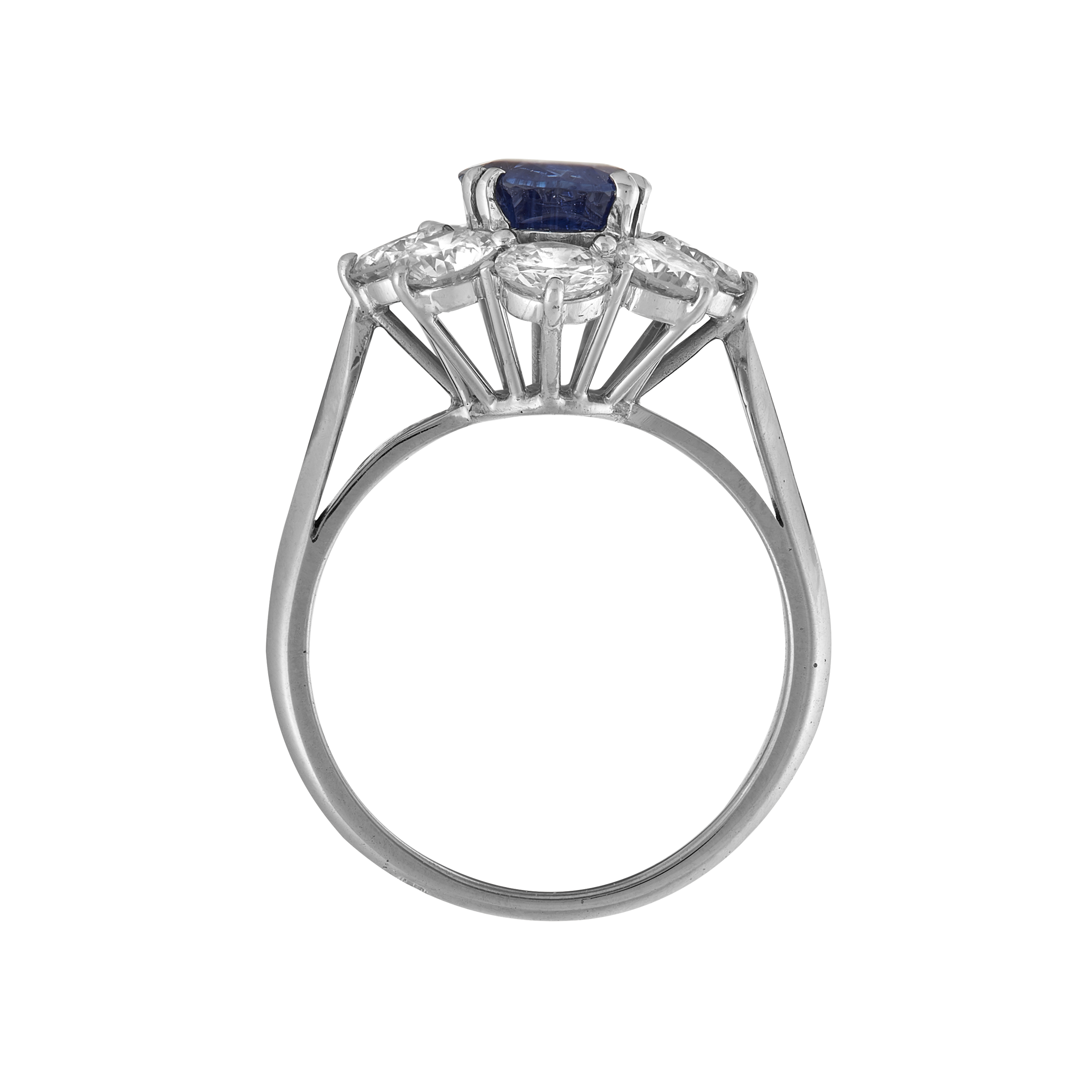 Bague saphir Birman non chauffé entourage brillants Gerphagnon