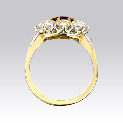 Bague Pompadour Rubis Et Diamants Gerphagnon