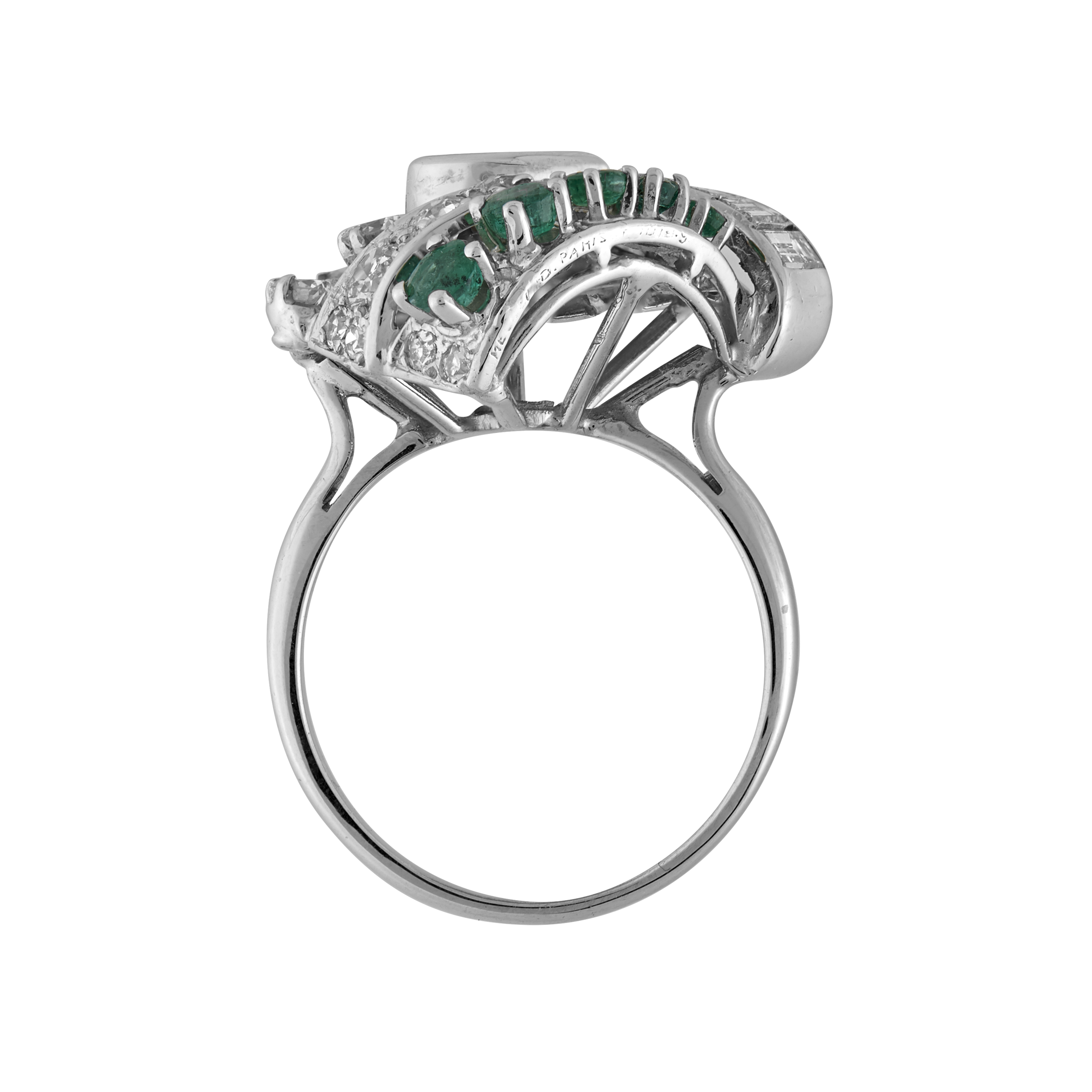 Bague émeraudes et diamants vers 1950 (signée Mellerio) Gerphagnon