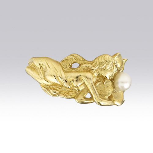 Bague "Femme couchée" perle Style Art Nouveau Gerphagnon