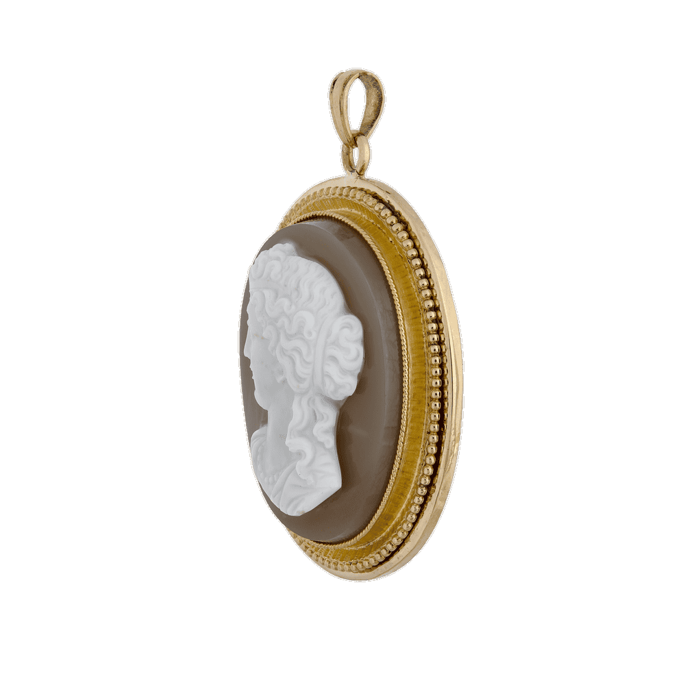 Pendentif camée sur agate vers 1870 Gerphagnon