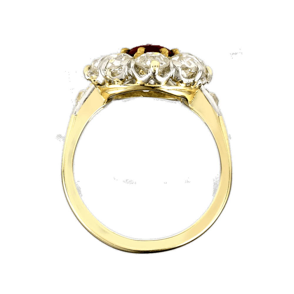 Bague Pompadour Rubis Et Diamants vers 1880 Gerphagnon